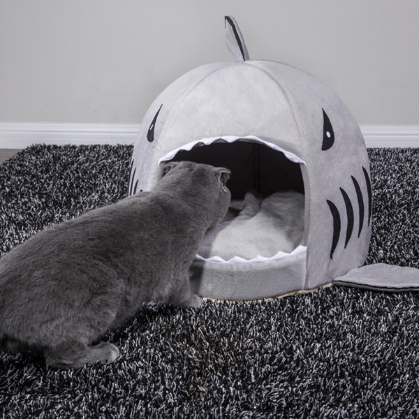 Shark shape Cat Bed With Removable Cushion (1)